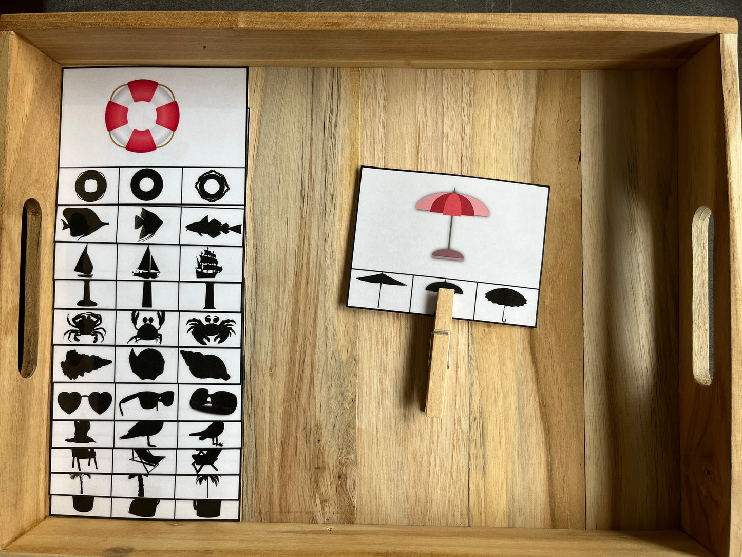 Cartes à pincer d'ombre thème été